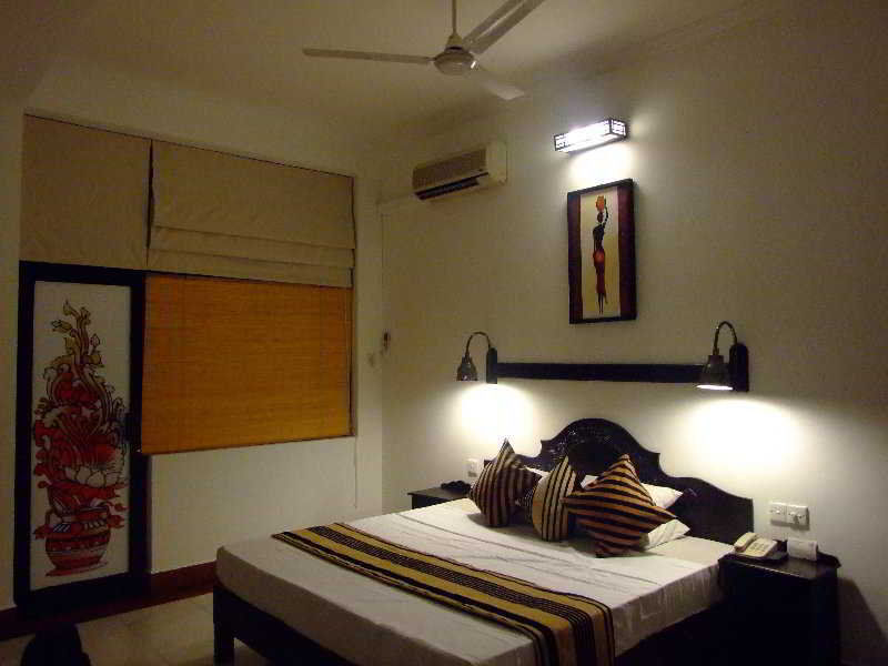 Kandyan Arts Residency Exterior photo