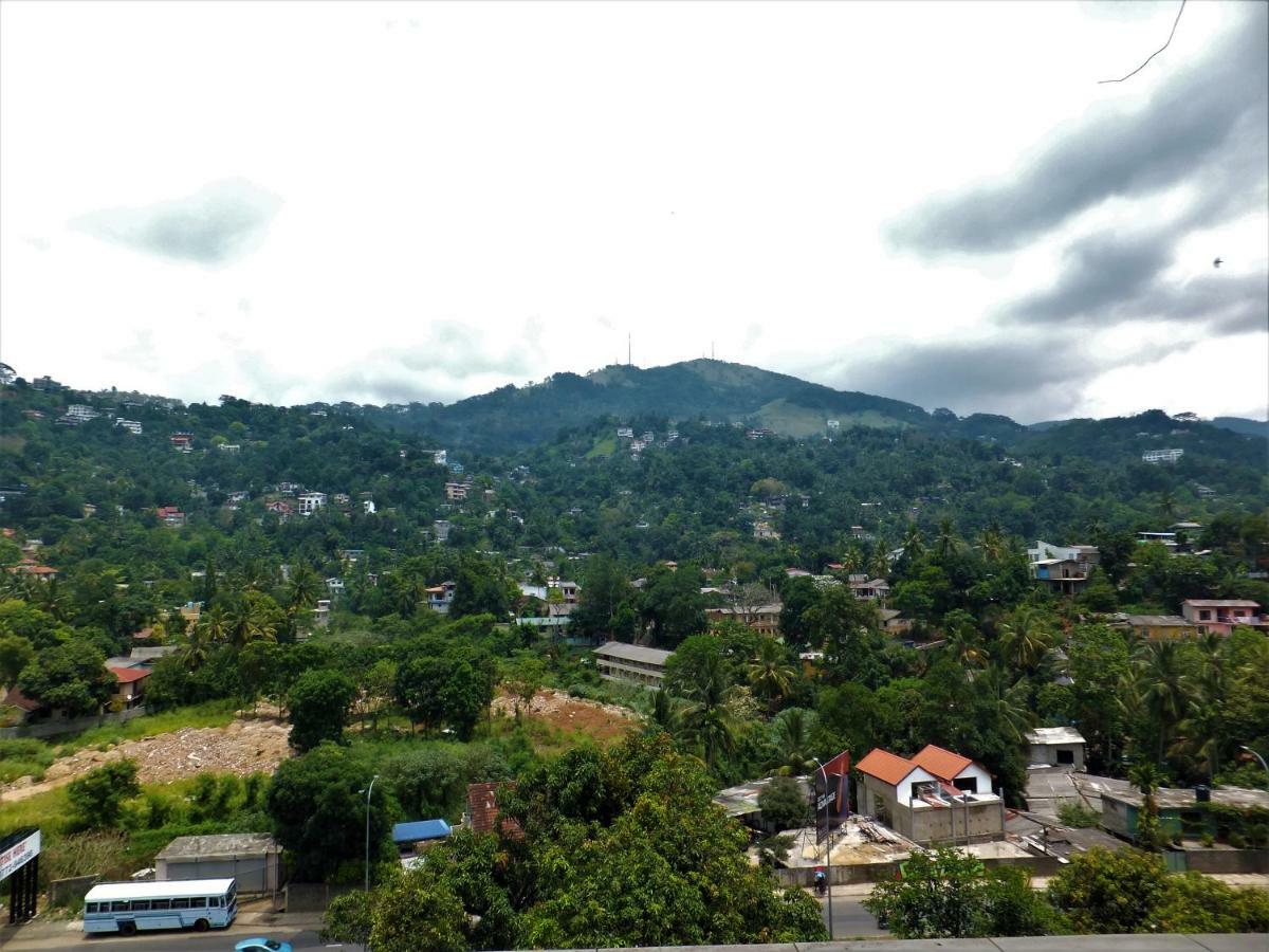 Kandyan Arts Residency Exterior photo